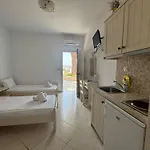 Melissa Chora Apartment